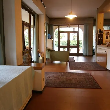 Chiara 3*